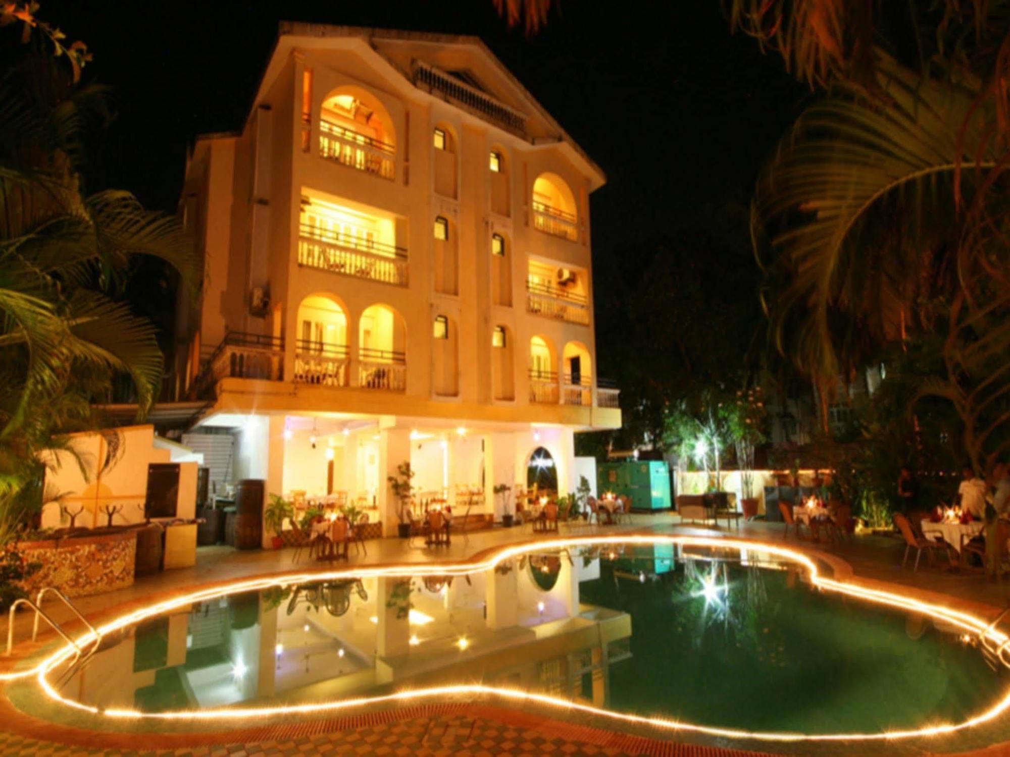 Lambana Resort Calangute Ngoại thất bức ảnh