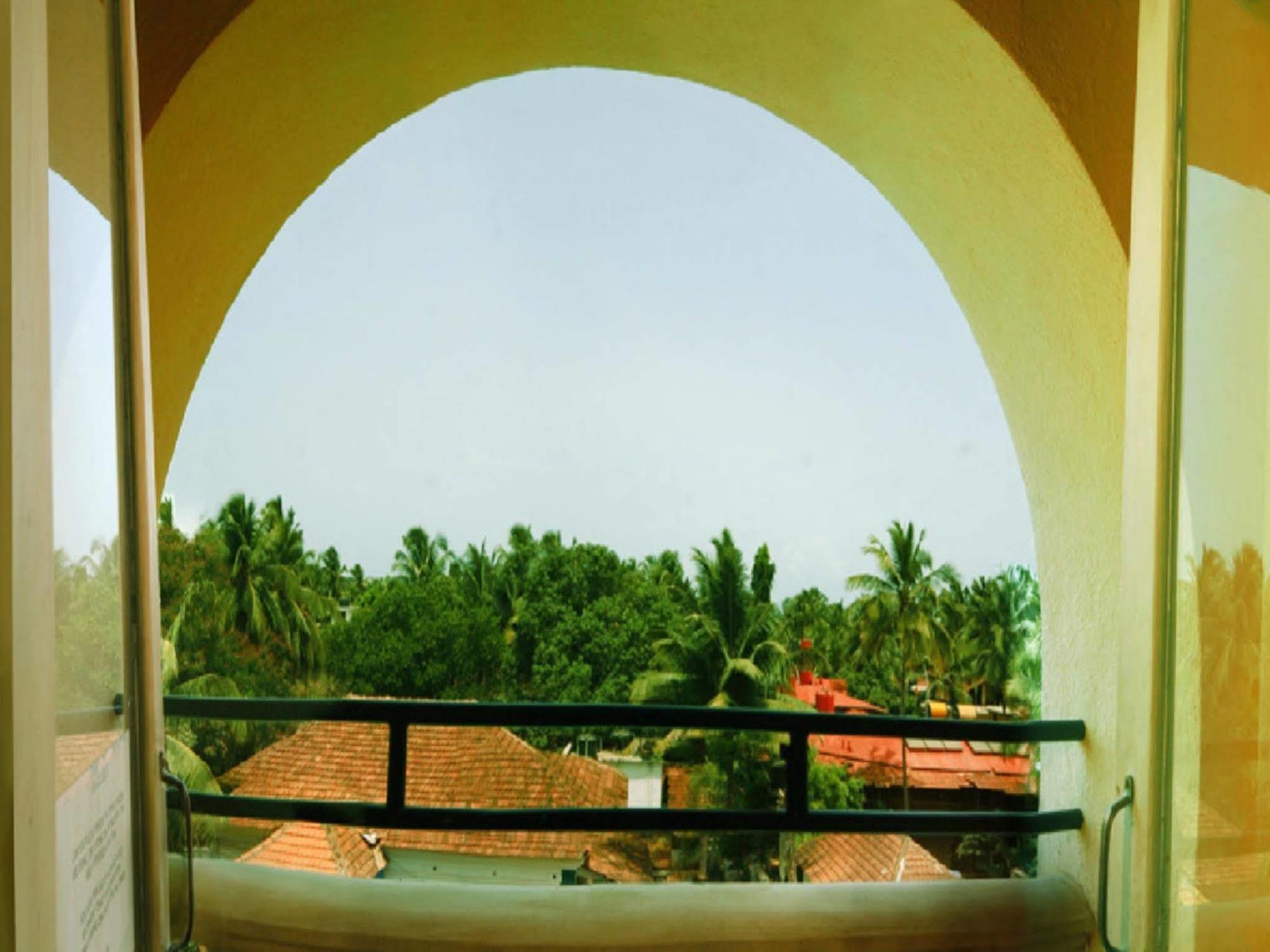 Lambana Resort Calangute Ngoại thất bức ảnh